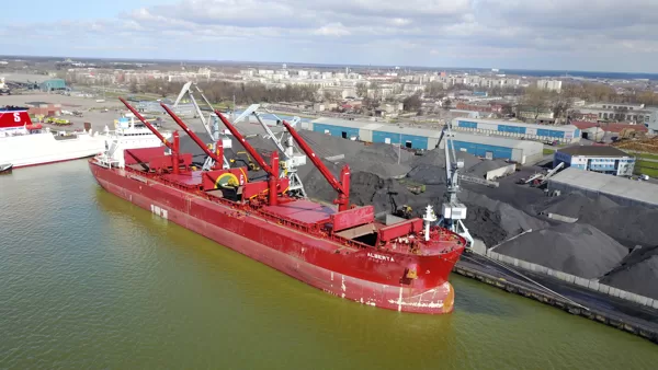 Mobile cranes